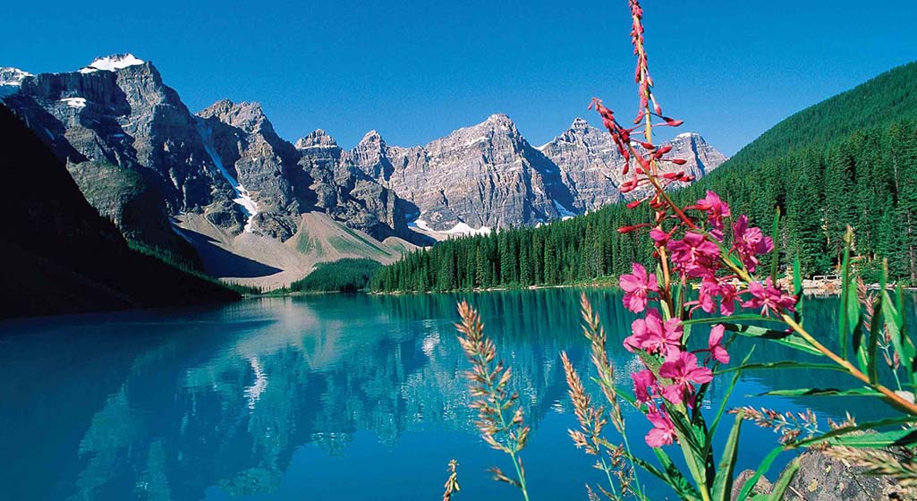 Banff Adventure: Exploring the Beauty and Grandeur of the Canadian Rockies
